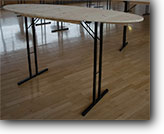 Standing Table oval